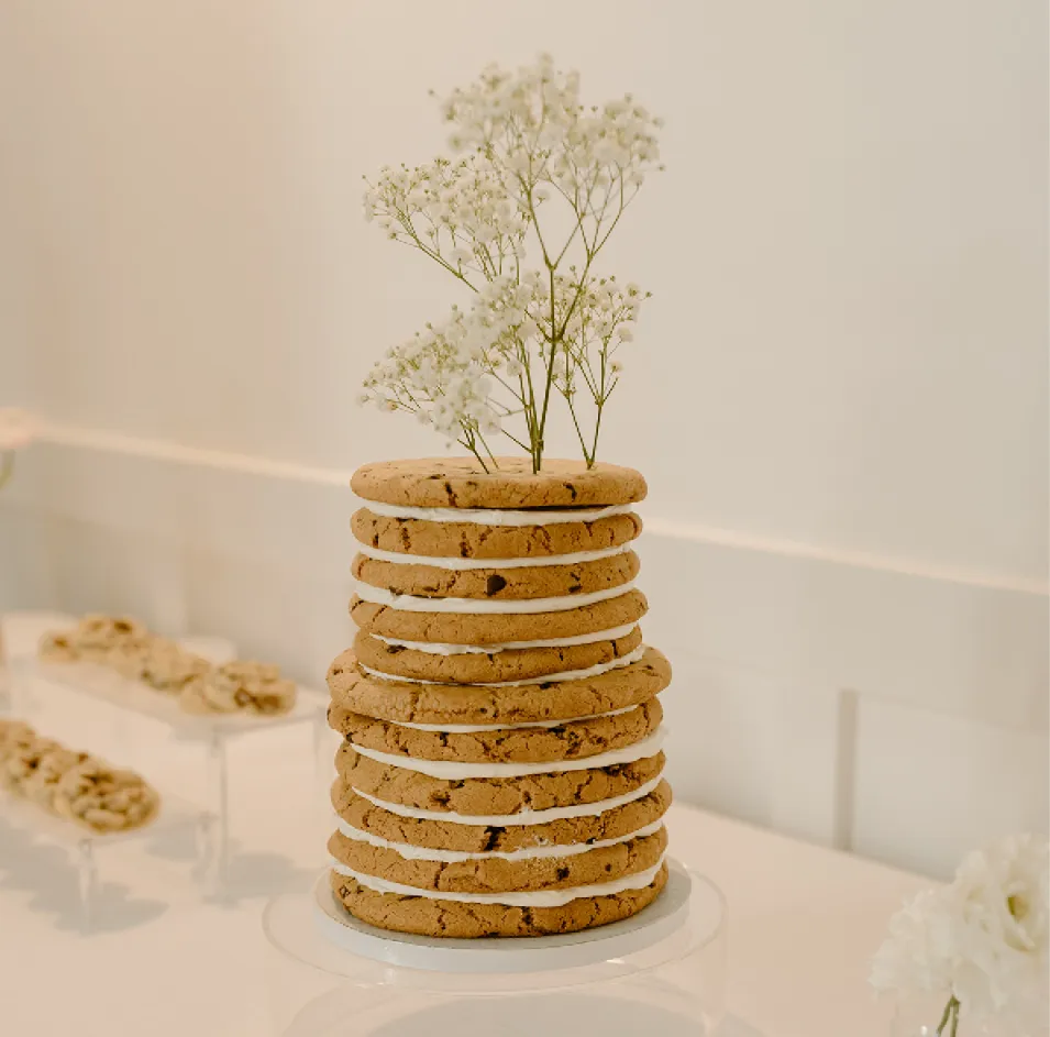 Layered wedding cake